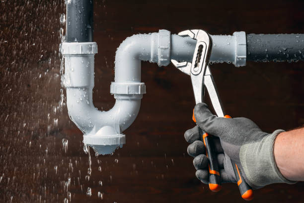 Professional Plumbing technician working in Marion, TX